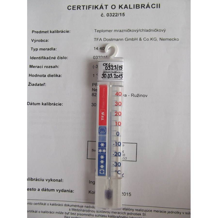 Kalibrovaný teplomer do chladiacich priestorov s certifikátom.